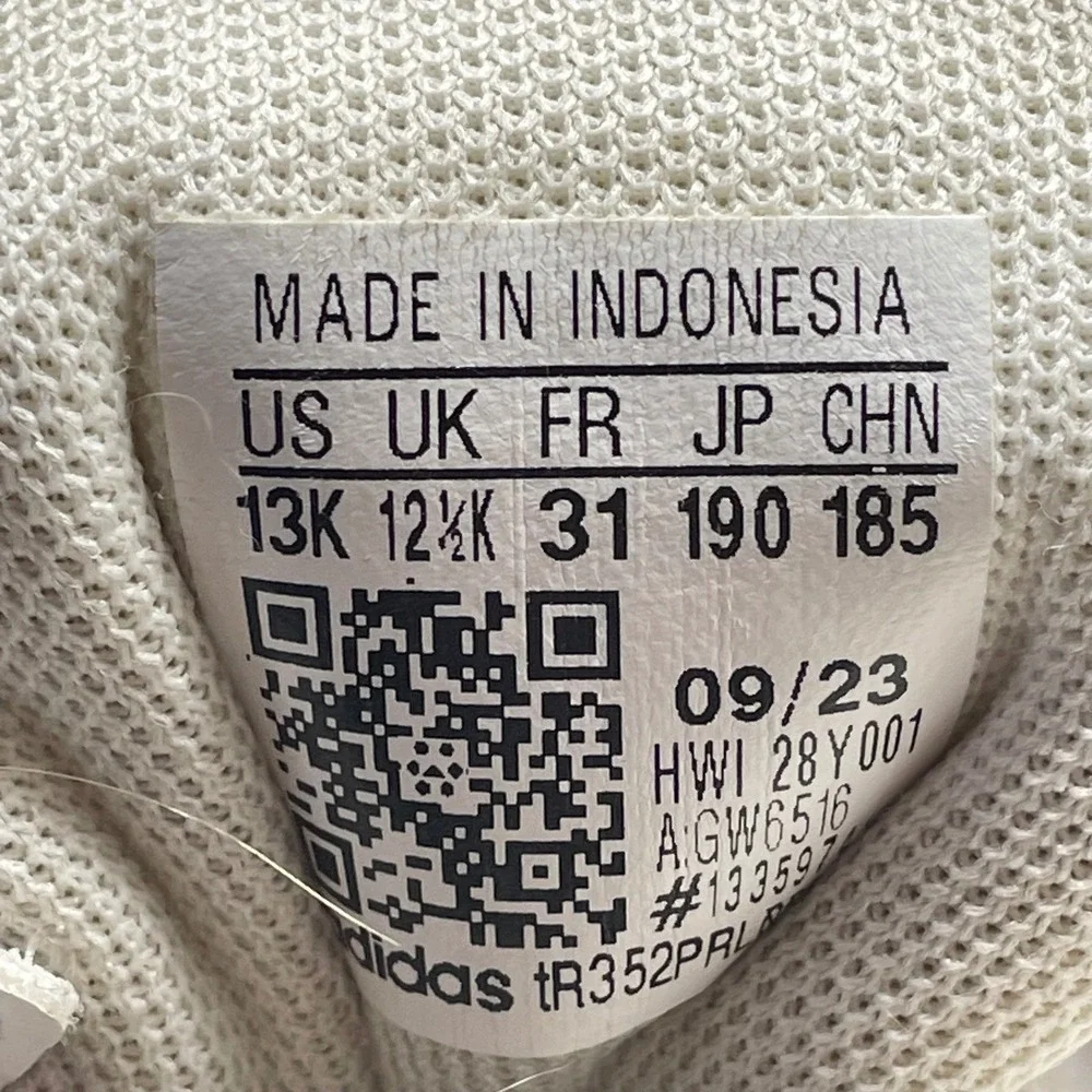 Adidas Grand Court 2.0 Kids White Silver Metallic Sneakers GW6516‎ Size 13K